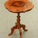 907 6068 LAMP TABLE